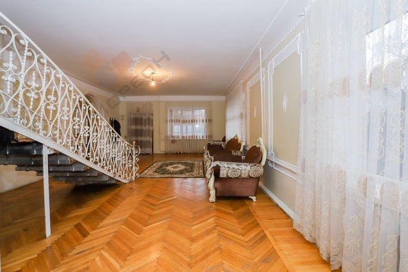 
   Продам дом, 243.7 м², Краснодар

. Фото 11.