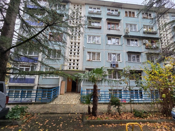 
   Продам 2-комнатную, 54 м², Бытха ул, 46

. Фото 10.