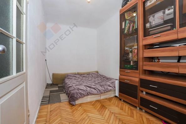 
   Продам 3-комнатную, 56.9 м², Курчатова ул, 4

. Фото 10.