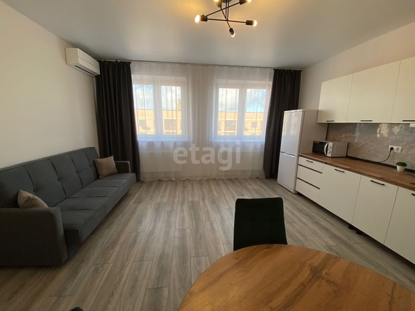 
  Сдам в аренду 1-комнатную квартиру, 44.2 м², Краснодар

. Фото 2.