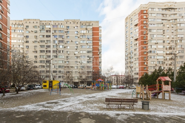 
   Продам 3-комнатную, 120 м², Минская ул, 122/2

. Фото 45.