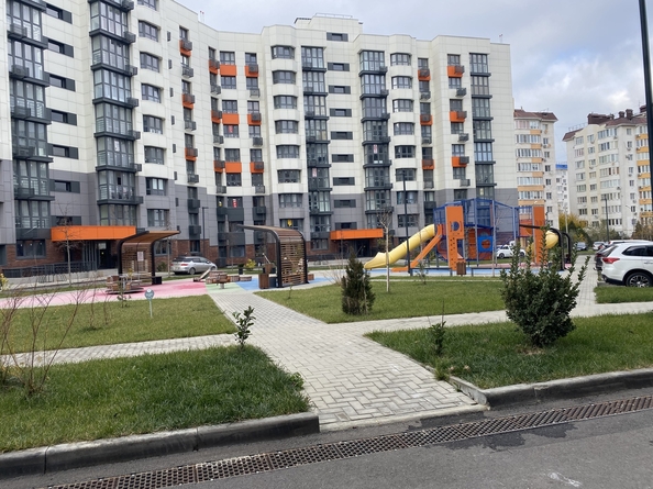 
   Продам 2-комнатную, 53 м², Крылова ул, 13к2

. Фото 19.