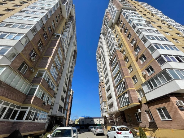 
   Продам 2-комнатную, 76 м², Краснодарская ул, 64Бк1

. Фото 21.