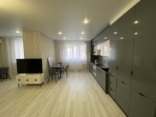 
   Продам 3-комнатную, 83.6 м², Любимово мкр, 5/1

. Фото 1.