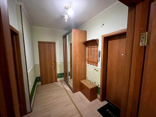 
   Продам 1-комнатную, 63 м², Омелькова ул, 20к6

. Фото 12.