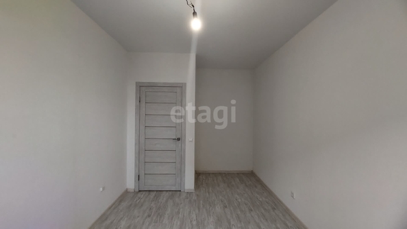 
   Продам 2-комнатную, 50.6 м², Скандинавская ул, 1/12

. Фото 2.