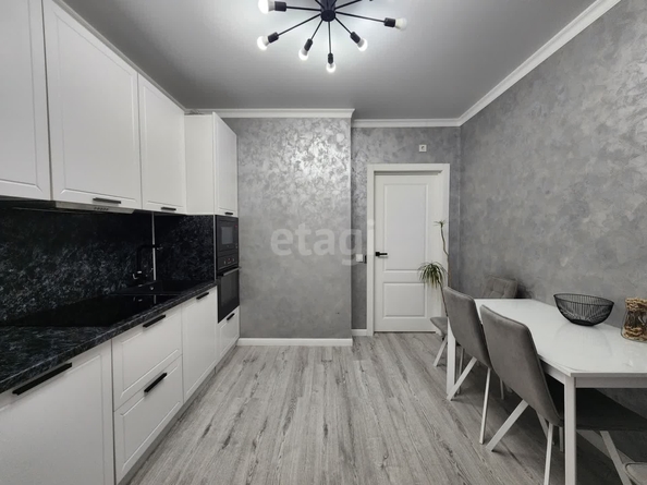 
   Продам 1-комнатную, 44.1 м², Героя Яцкова И.В. ул, 8

. Фото 15.