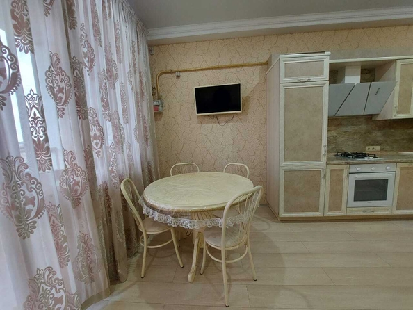 
   Продам 1-комнатную, 73 м², Шевченко ул, 73Б

. Фото 4.