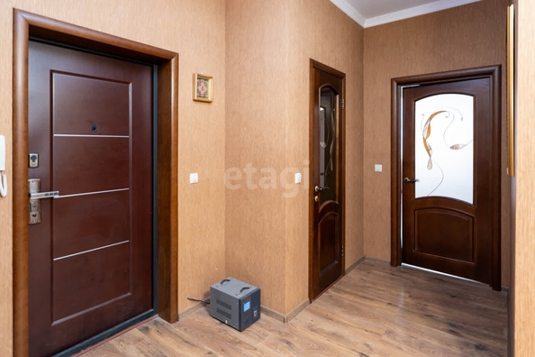 
   Продам 2-комнатную, 78.3 м², Кожевенная ул, 54/1

. Фото 27.