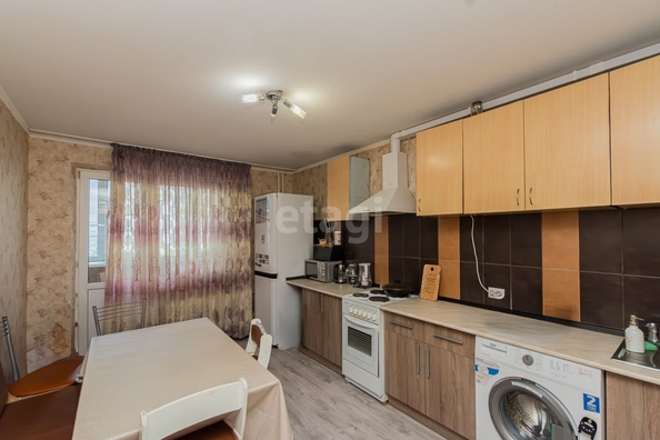 
   Продам 3-комнатную, 74 м², Ставропольская ул, 107/8

. Фото 17.