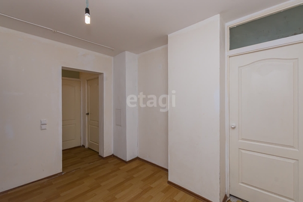 
   Продам 2-комнатную, 56.4 м², Черкасская ул, 58

. Фото 14.