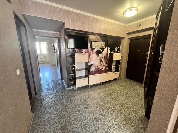 
   Продам 2-комнатную, 50 м², Омелькова ул, 14В

. Фото 23.