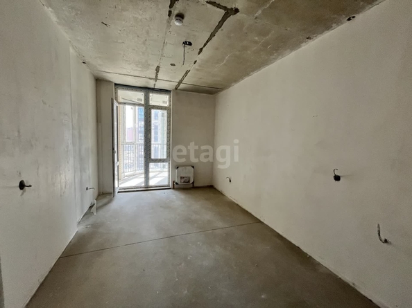 
   Продам 2-комнатную, 36.5 м², Любимово мкр, 18

. Фото 2.