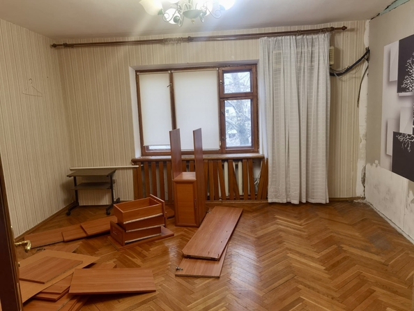 
   Продам 4-комнатную, 88 м², Первомайская ул, 32

. Фото 10.