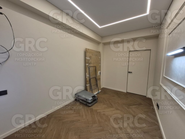 
   Продам 2-комнатную, 60 м², Донская ул, 108

. Фото 19.