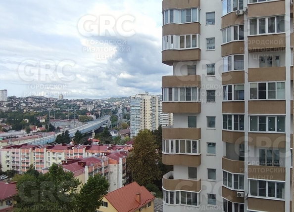 
   Продам 2-комнатную, 72 м², Невская ул, 19

. Фото 1.