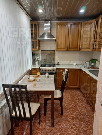 
   Продам 3-комнатную, 72 м², Вишневая ул, 22

. Фото 1.