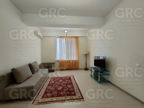 
   Продам 1-комнатную, 39.6 м², Клубничная ул, 6б

. Фото 3.