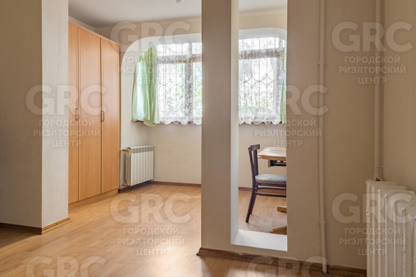 
   Продам 3-комнатную, 75 м², Вишневая ул, 23

. Фото 5.