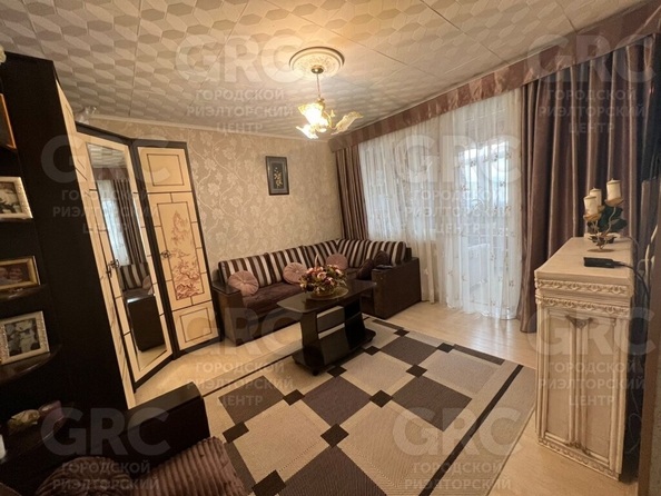 
   Продам 2-комнатную, 52.3 м², Вишневая ул, 25

. Фото 11.