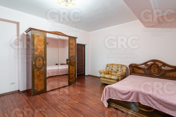 
   Продам 3-комнатную, 110 м², Дмитриевой (Хостинский р-н) ул, 13/1

. Фото 8.