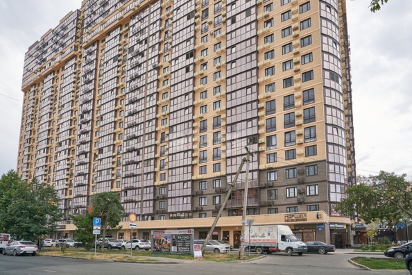 
   Продам 2-комнатную, 56 м², Гаражная ул, 87/1

. Фото 18.