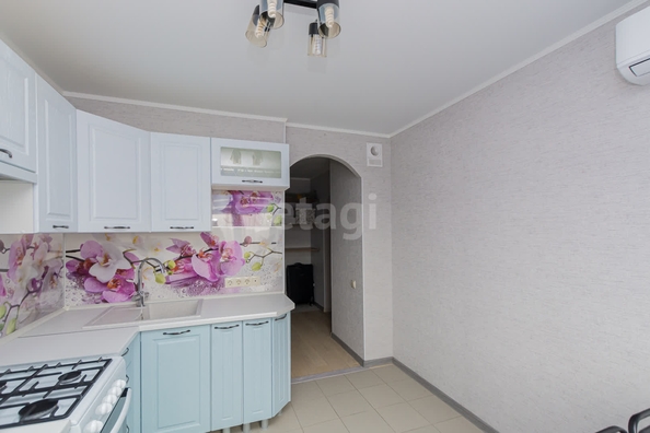 
   Продам 2-комнатную, 50.1 м², Алтайская ул, 2

. Фото 3.