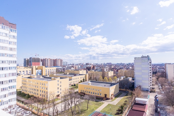 
   Продам 2-комнатную, 46.9 м², Севастопольская ул, 2/2

. Фото 16.