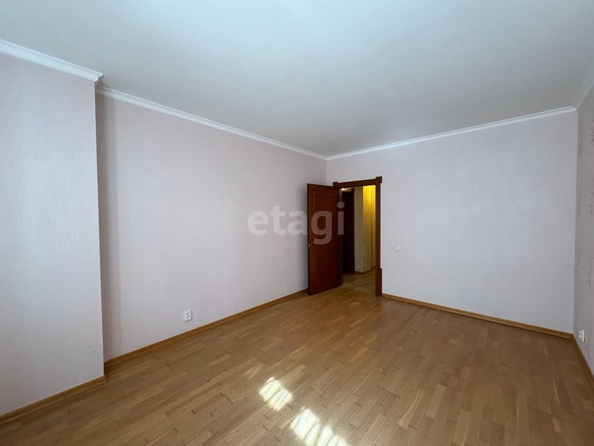 
   Продам 3-комнатную, 110.9 м², Гаражная ул, 81/6

. Фото 16.