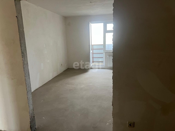 
   Продам 2-комнатную, 66.9 м², Севастопольская ул, 6/1

. Фото 3.