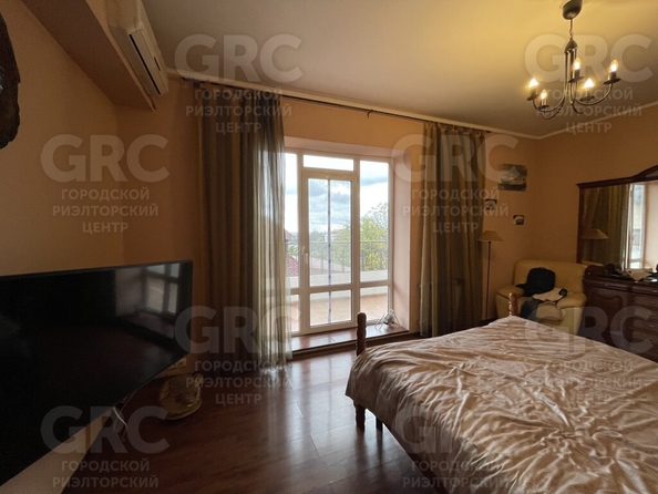 
   Продам 3-комнатную, 92 м², Бытха (Хостинский р-н) ул, 4/3

. Фото 14.