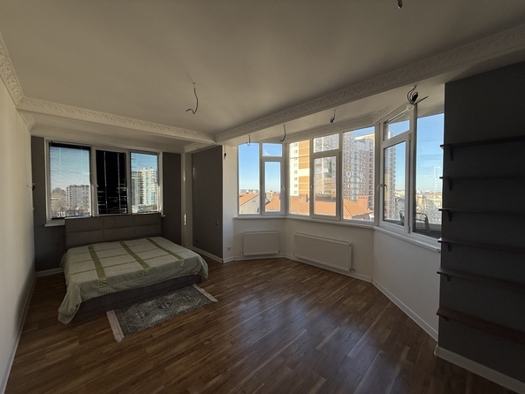 
  Продается 2-комн. квартира, 63 м², Владимирская ул, д. 69
. Фото 4.