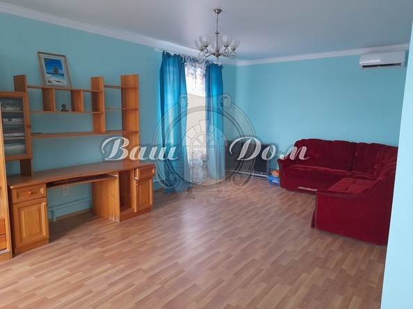 
   Продам коттедж, 180 м², Кабардинка

. Фото 3.