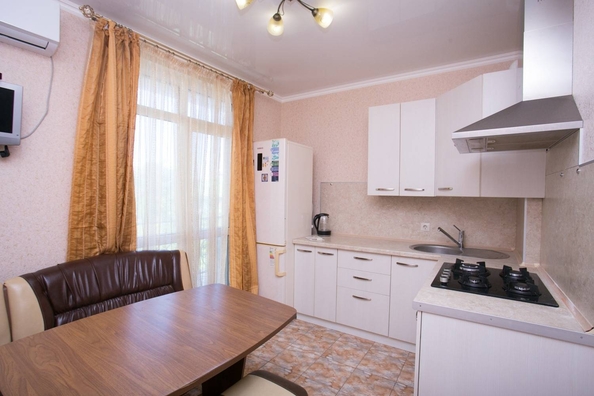 
   Продам 2-комнатную, 75 м², Перелетная ул, 24

. Фото 4.