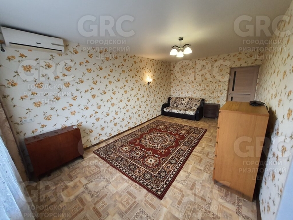 
   Продам 2-комнатную, 46 м², Мира (Адлерский р-н) ул, 12

. Фото 5.