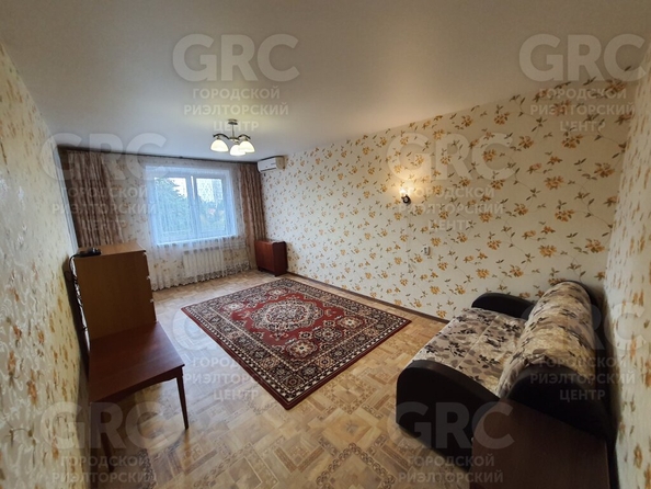 
   Продам 2-комнатную, 46 м², Мира (Адлерский р-н) ул, 12

. Фото 6.