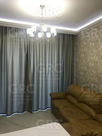 
   Продам 1-комнатный апартамент, 41 м², Курортный пр-кт, 105

. Фото 1.