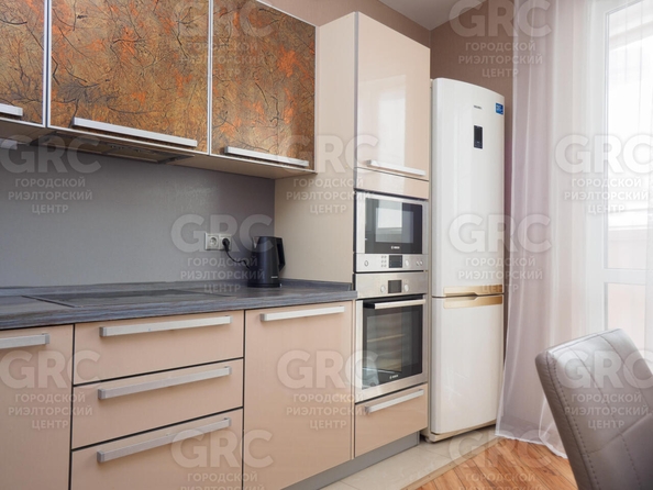 
  Продается 3-комн. квартира, 88 м², Юных Ленинцев ул, д. 10
. Фото 9.