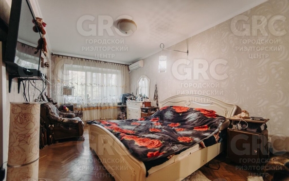 
   Продам 3-комнатную, 72 м², Строительный пер, 1

. Фото 3.