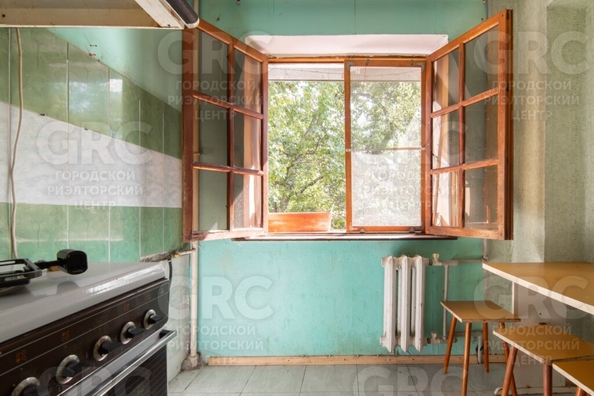 
   Продам 3-комнатную, 50 м², Есауленко (Хостинский р-н) ул, 11

. Фото 19.