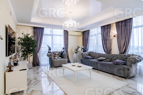 
   Продам 4-комнатную, 170 м², Виноградная ул, 116а

. Фото 3.