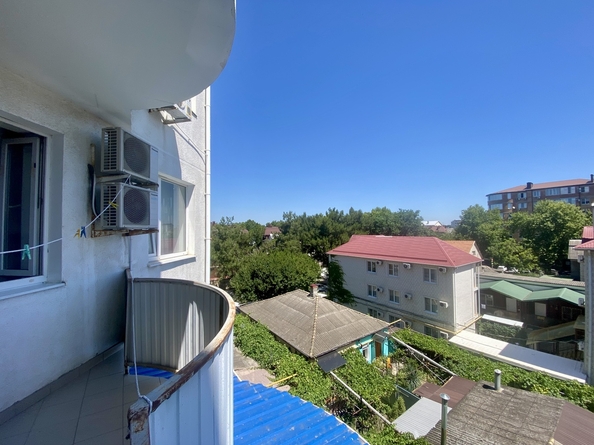 
   Продам 2-комнатную, 74 м², Самбурова ул, 158

. Фото 15.