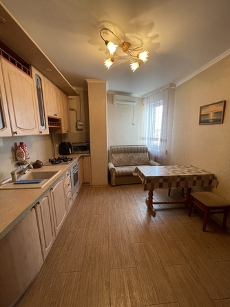 
   Продам 2-комнатную, 56 м², Ленина ул, 15

. Фото 1.