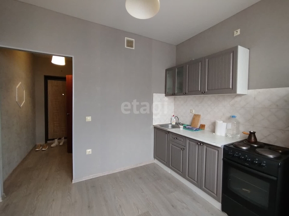 
   Продам 1-комнатную, 39.1 м², Заполярная ул, 35/8

. Фото 4.