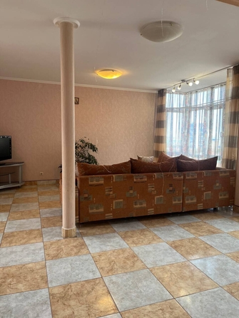 
   Продам 5-комнатную, 261 м², Таманская ул, 26Б

. Фото 5.