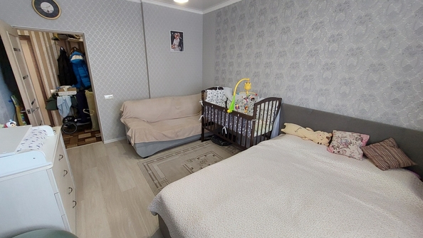 
   Продам 1-комнатную, 34 м², Рождественская ул, 42

. Фото 1.