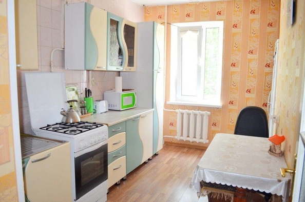 
   Продам 2-комнатную, 68 м², Ленина ул, 175

. Фото 3.