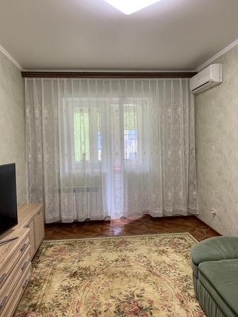 
   Продам 2-комнатную, 71 м², Ленина ул, 180к4

. Фото 11.