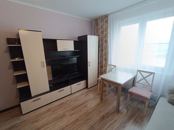 
   Продам 1-комнатную, 36 м², Адмирала Пустошкина ул, 10

. Фото 21.