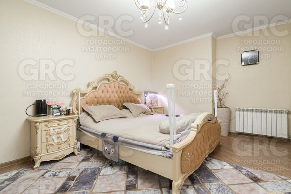 
   Продам 3-комнатную, 84 м², Труда ул, 1

. Фото 1.